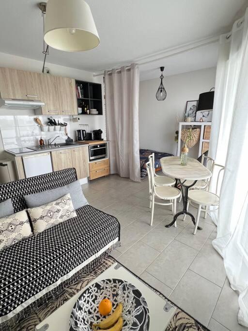 Ambre Appart-Wifi-Terrasse-Parking-Terrasse-2 Couchages La Rochelle  Exterior foto